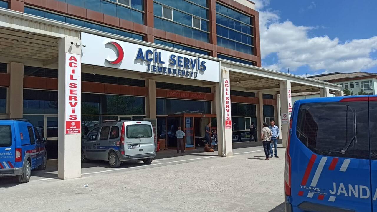 Konya’da merdivenlerden düşen çocuk ağır yaralandı