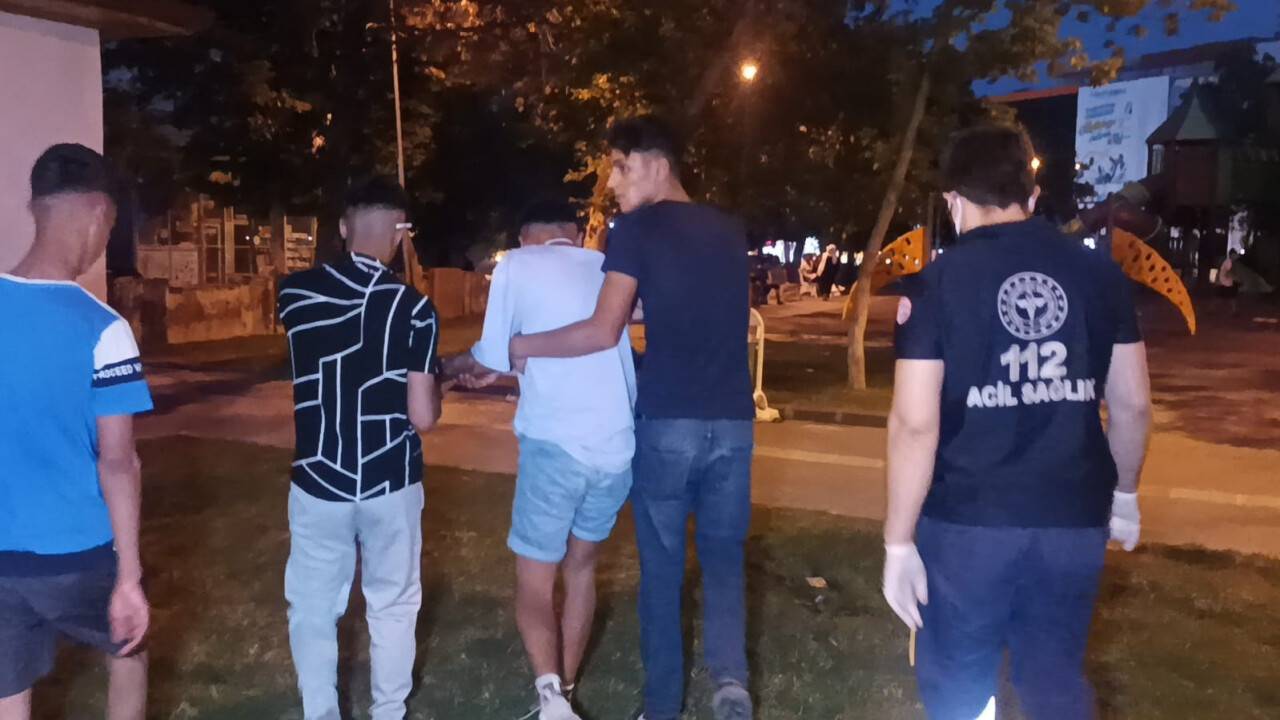 İki grup arasında kavga: 1 yaralı