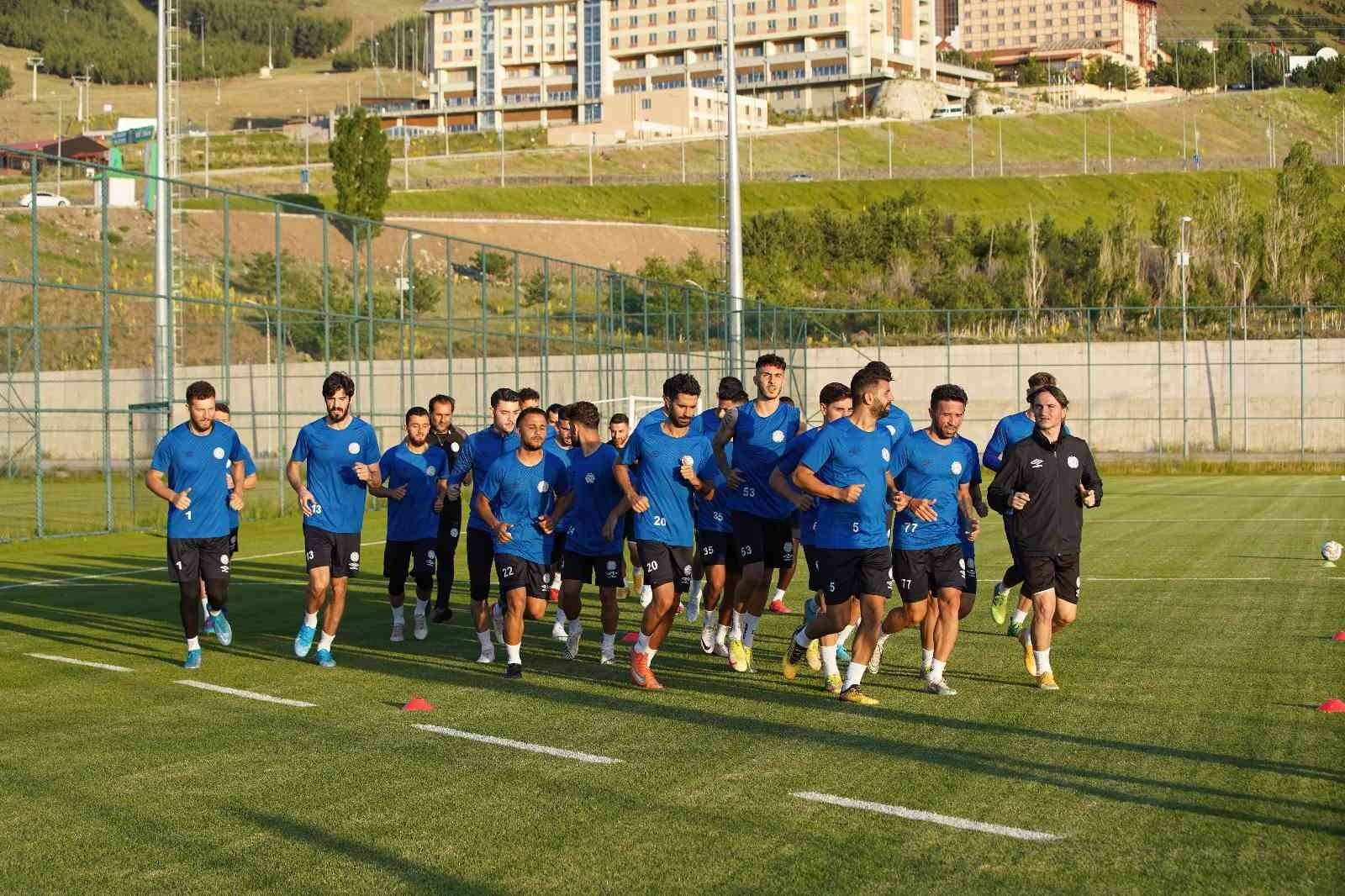 Çaykur Rizespor, yeni sezon hazırlıklarını Erzurum’da sürdürüyor