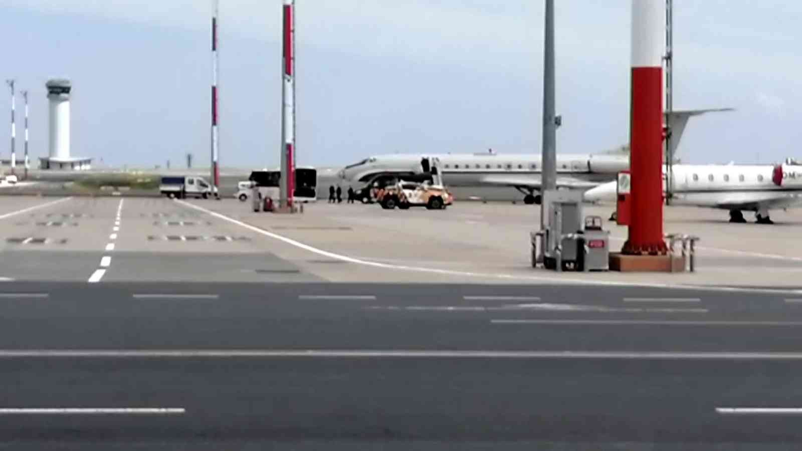 "Tahıl Koridoru" zirvesine katılacak Rus heyetini taşıyan uçak İstanbul Havalimanı’na indi