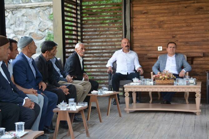 Hakkari’de iki aile arasındaki husumet barışla sonuçlandı