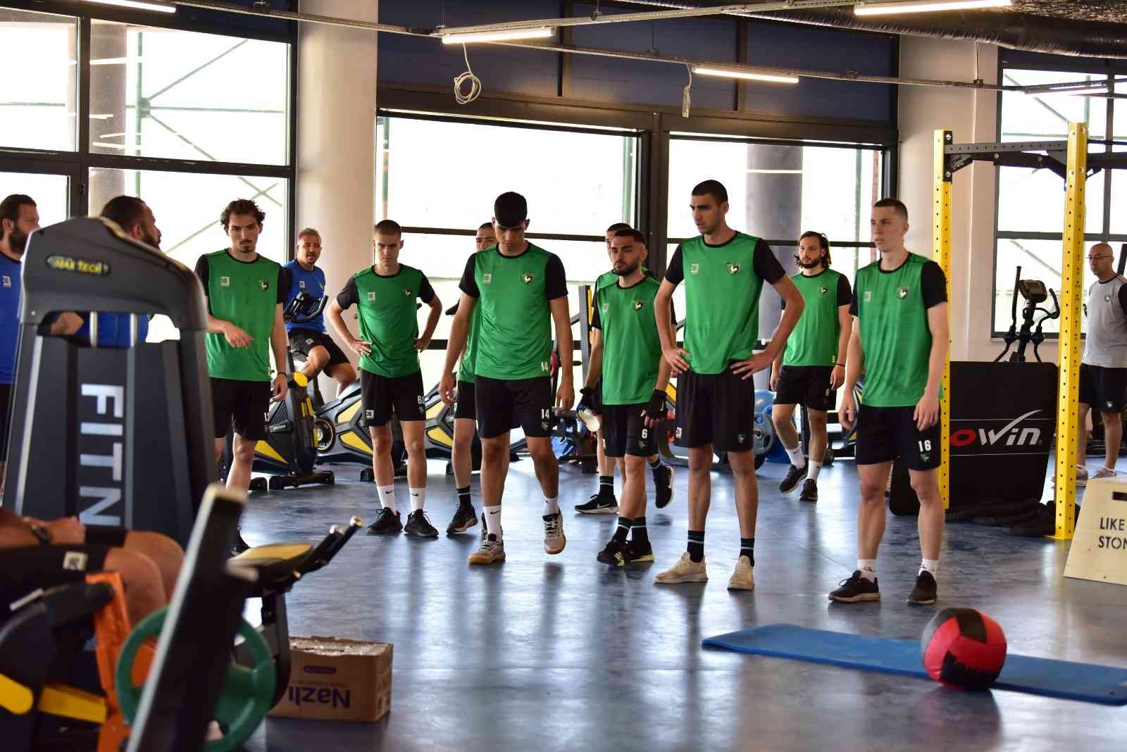 Denizlispor kamp çalışmalarına hız verdi