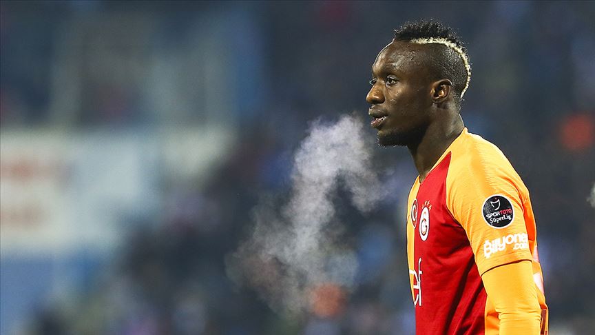 Galatasaray'da Diagne, transfer görüşmeleri yapmak için kamptan ayrıldı