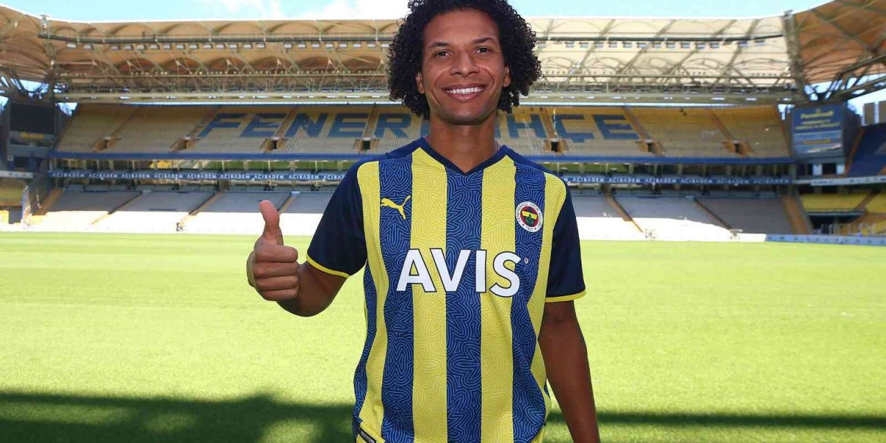 Fenerbahçe Willian Arao transferini duyurdu