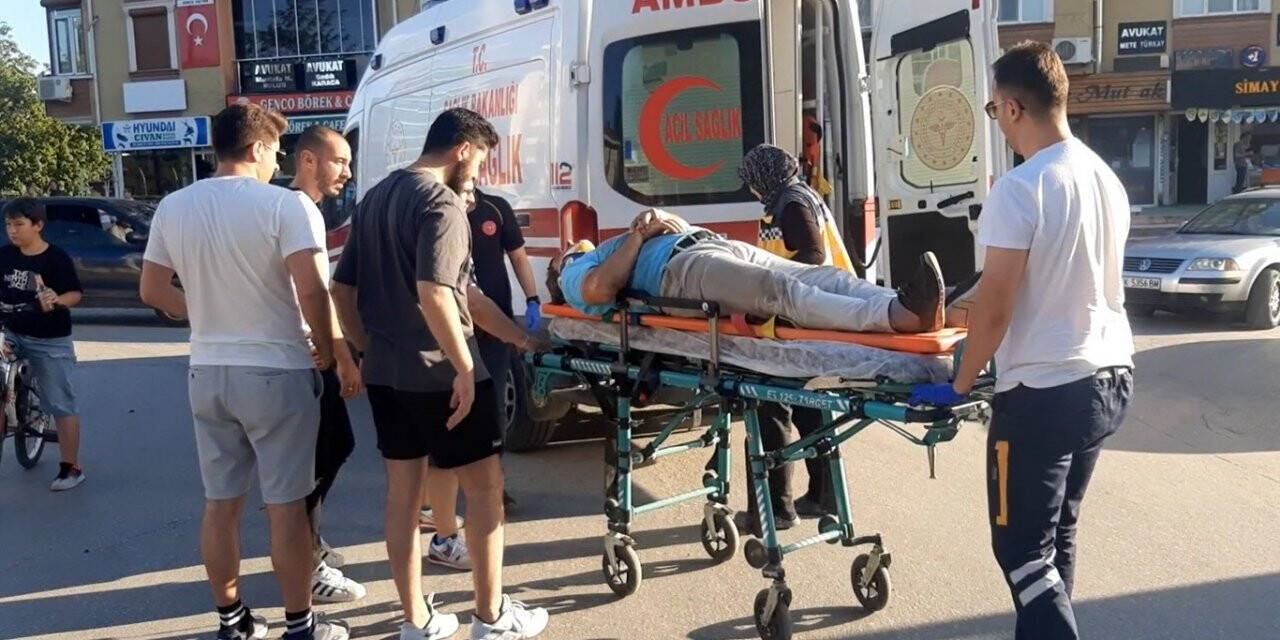 Edirne’de motosikletten düşen sürücü yaralandı