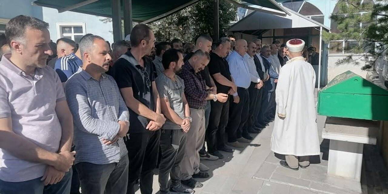 Belediye Başkan Yardımcısı Türkmenli’nin acı günü