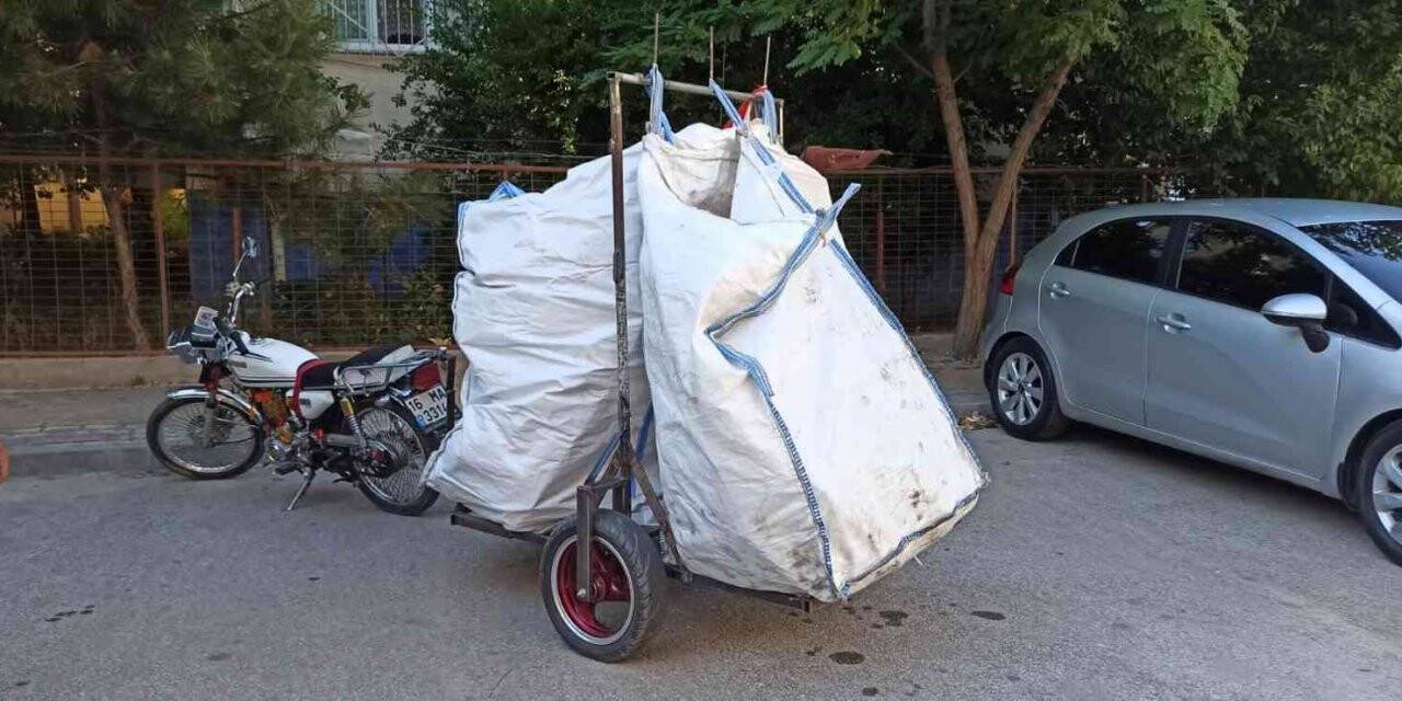 Ruhsatsız hurda arabalarına trafikten men