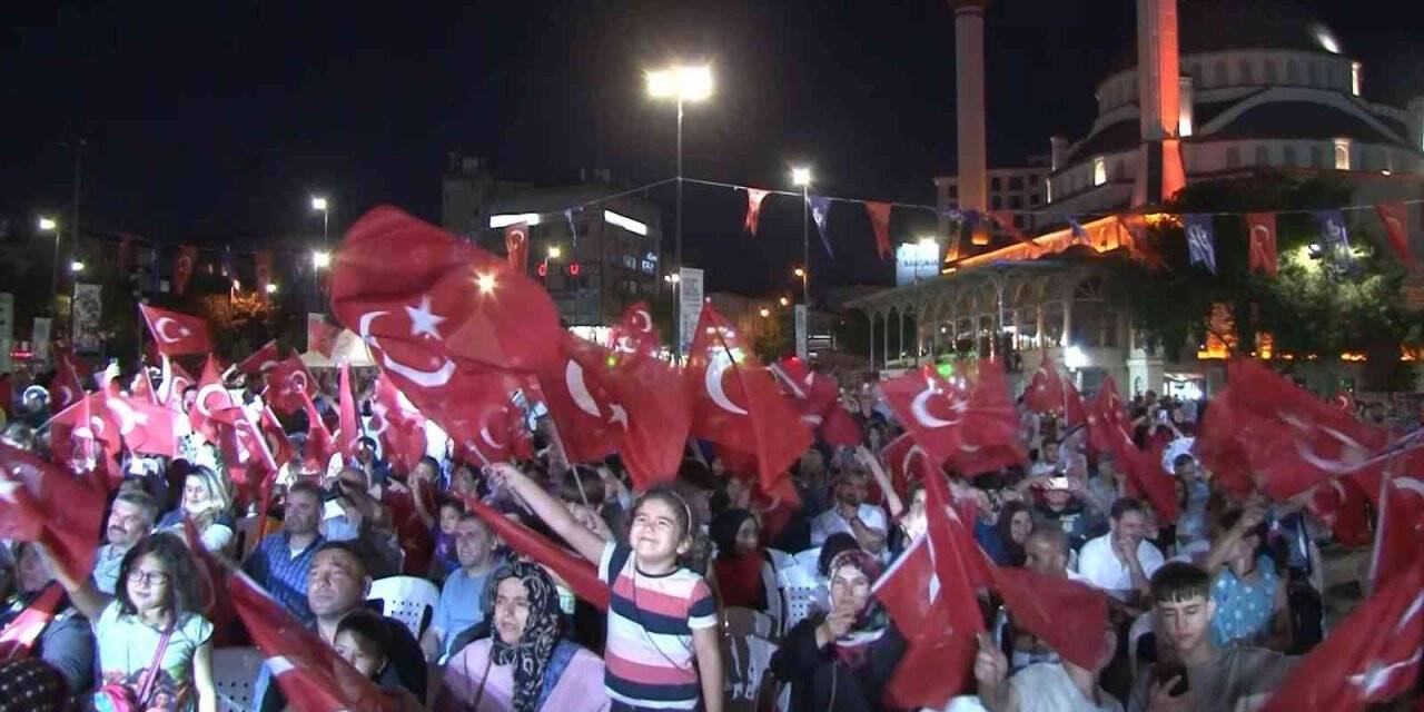 Bağcılar’da ‘15 Temmuz’ ruhu yeniden canlandı