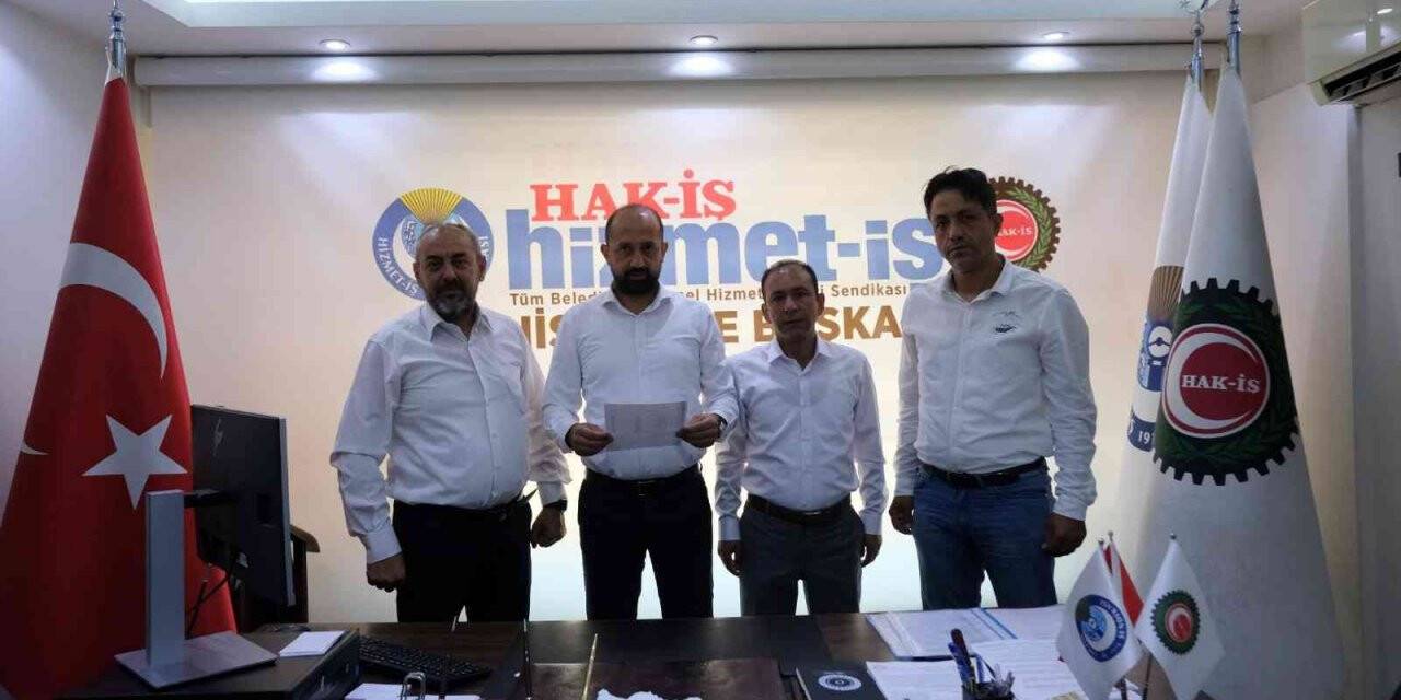 Başkan Okan Polat: “HAK-İŞ, 15 Temmuz gecesi ilk sokağa çıkan, canını ortaya koyan bir tutum sergilemiştir”