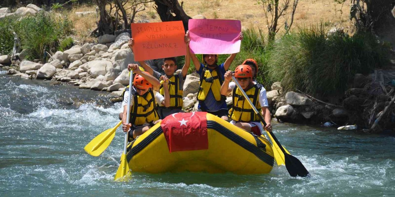 Şırnak’ta 15 Temmuz Şehitleri anısına rafting düzenlendi