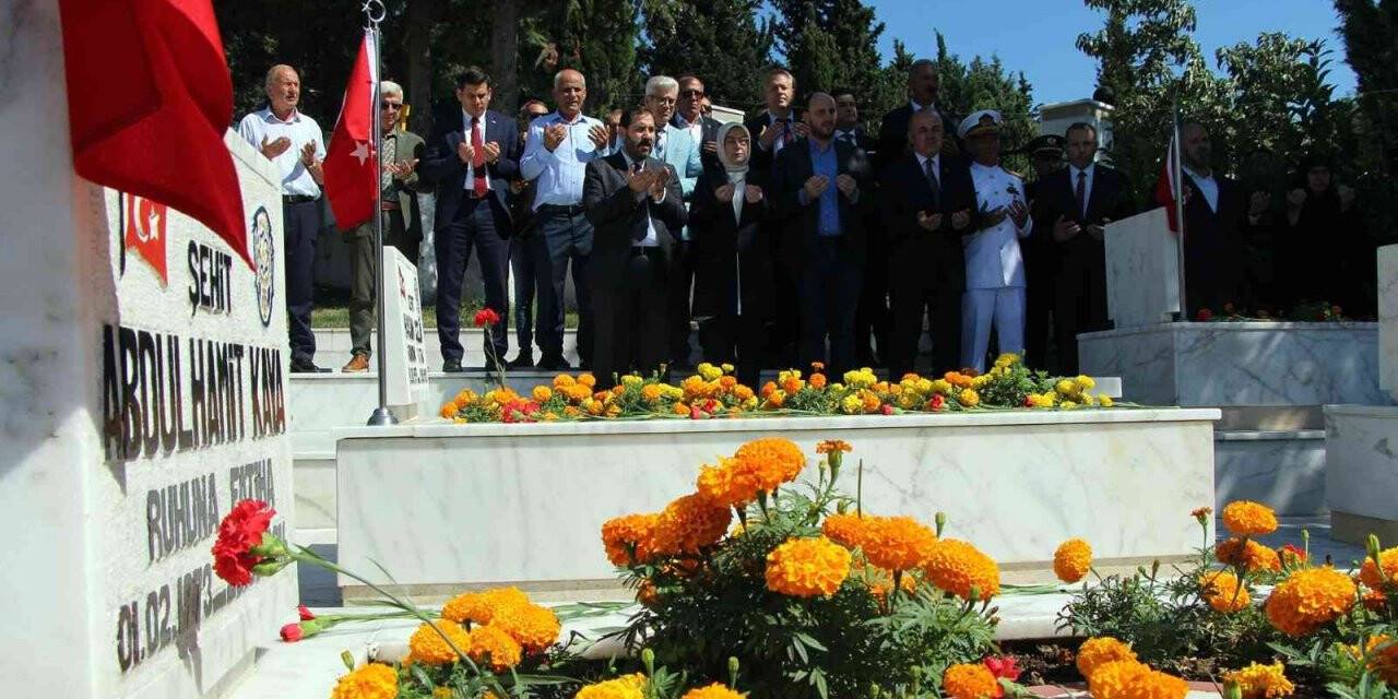 Yalova’da şehitliklerde 15 Temmuz töreni