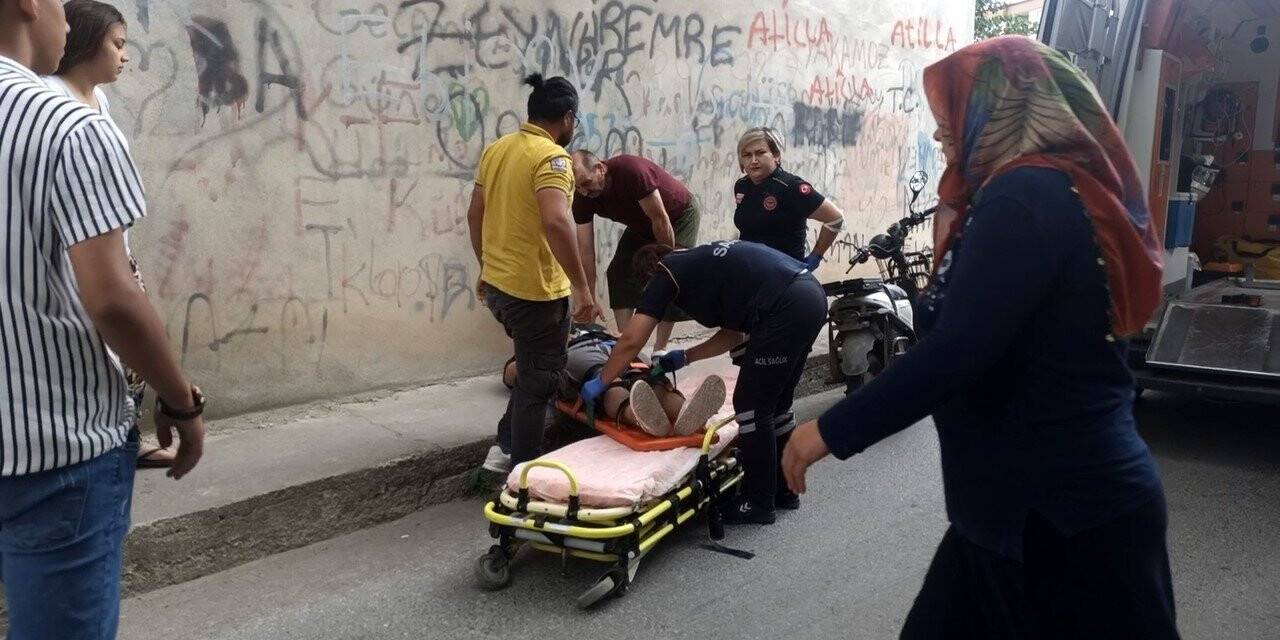 Elektrikli bisiklet sürücüsü kaldırıma çarptı: 1 yaralı