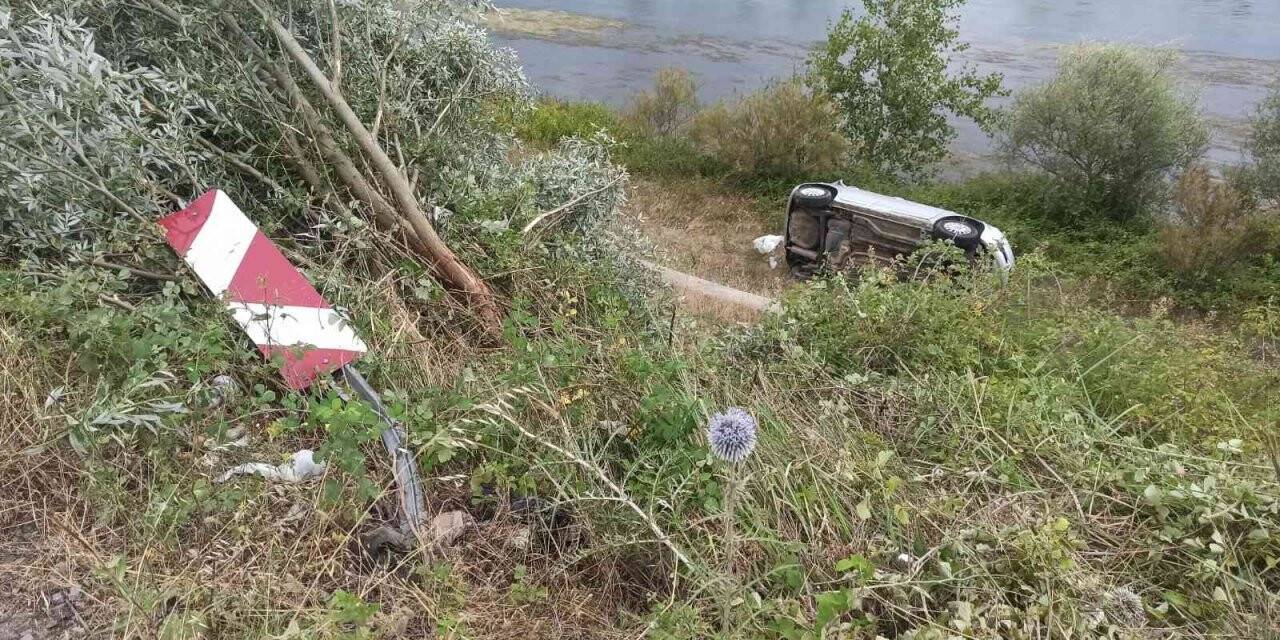 Otomobil takla attı: 3 yaralı