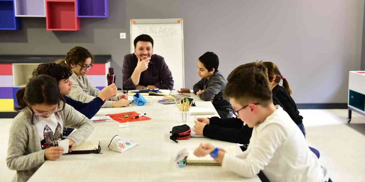 Kadıköy’de çocuklar için yaz atölyeleri başlıyor