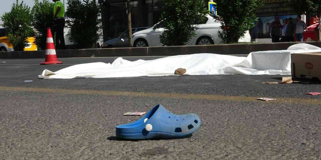 Karşıya geçmek isteyen 7 yaşındaki çocuğa önce taksi, sonra otobüs çarptı