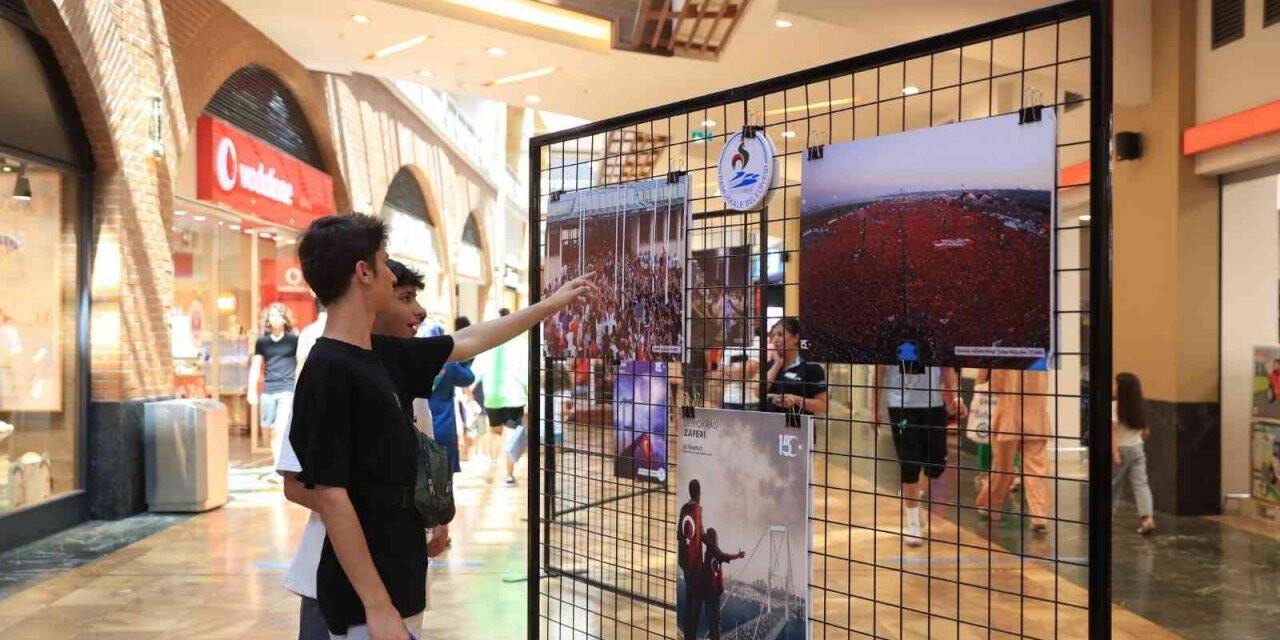 15 Temmuz fotoğraf sergisine vatandaşlardan büyük ilgi