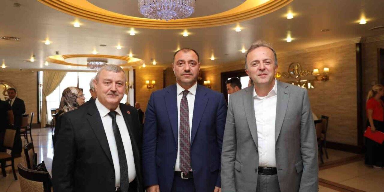 Bakan Yardımcısı Duran, şehit ve gazi aileleri için verilen onur yemeğine katıldı