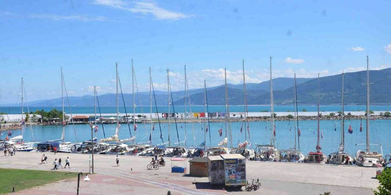 Yat rallisi Gerze’de mola verdi