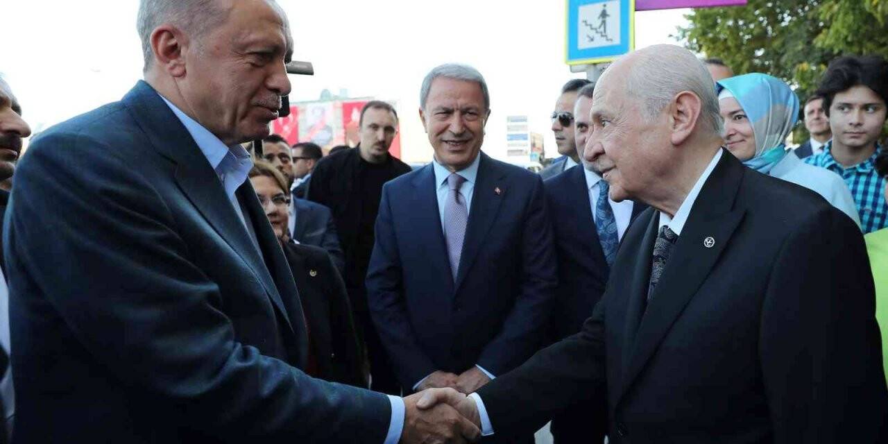 Cumhurbaşkanı Erdoğan: “15 Temmuz gecesi gördük ki son sözü top tüfek değil, iman, yürek, inanç belirler”