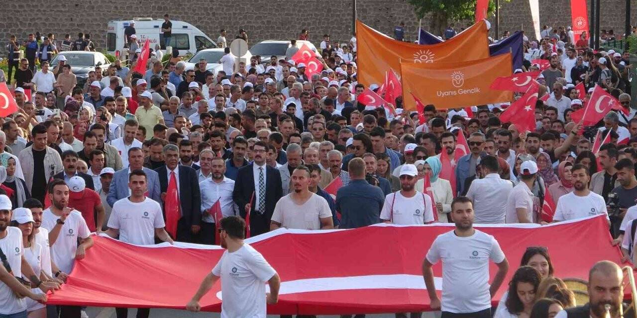 Terör yakıp yıkmıştı, 15 Temmuz Demokrasi ve Milli Birlik Günü etkinlikleri orada kutlandı