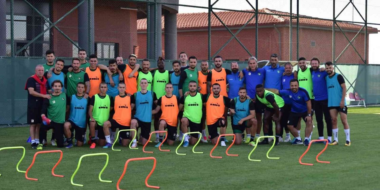 Denizlispor kamp çalışmalarına başladı