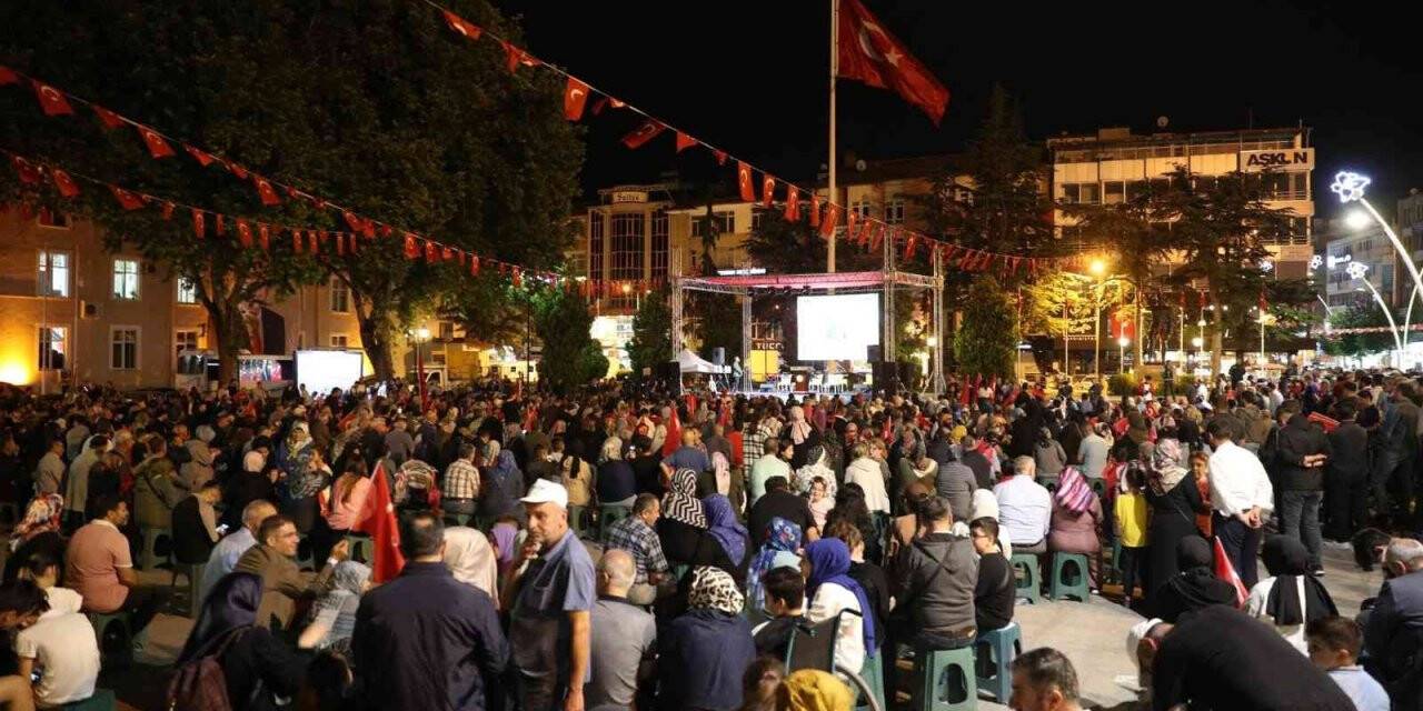 MHP’li Bulut: “MHP, Cumhurbaşkanımızın yanından bir gün, bir saniye ayrılmayacak”