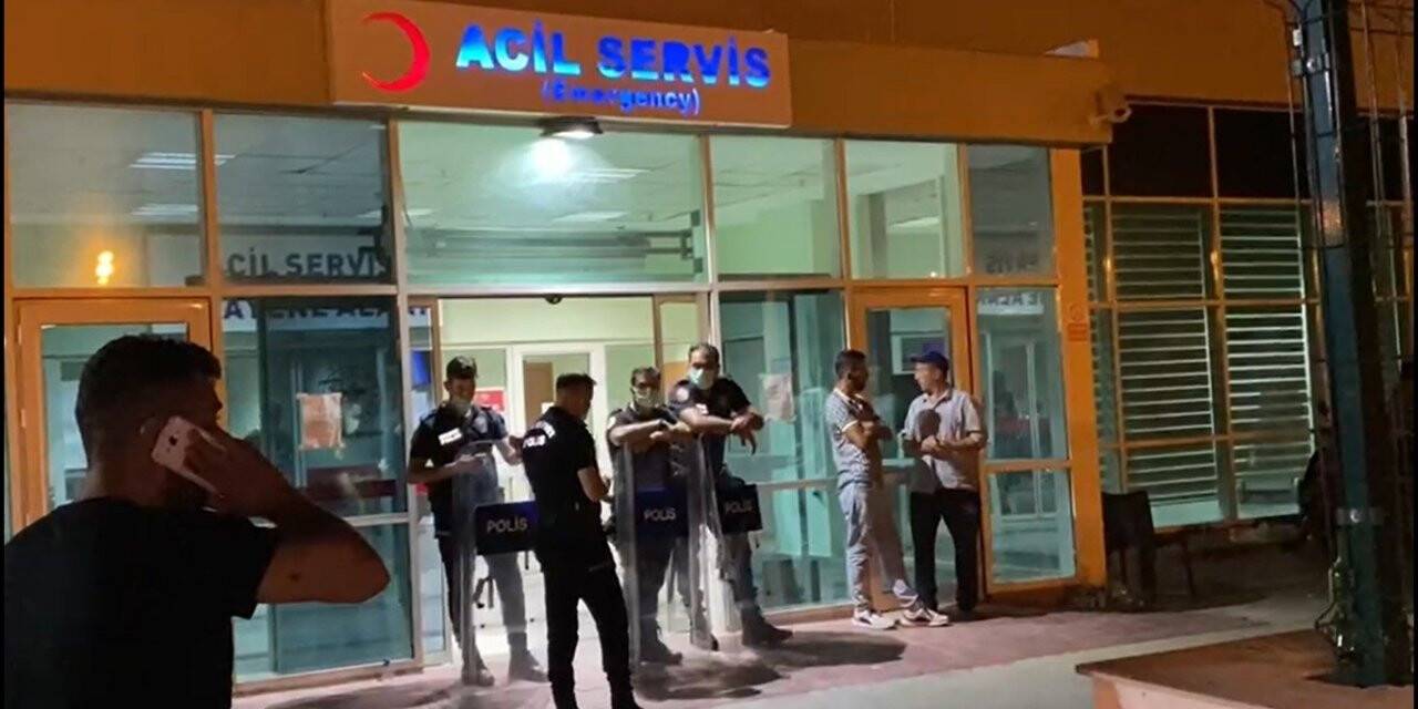 Köy düğününde husumetli aileler arasında silahlı kavga: 3 ölü