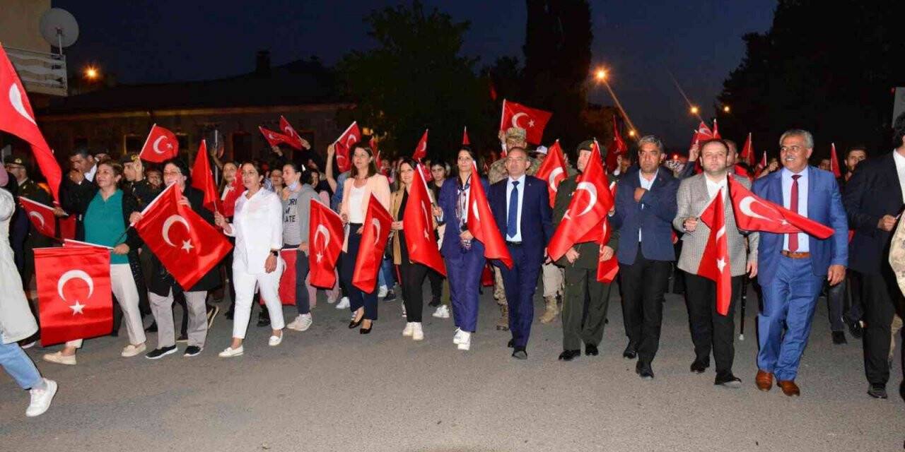 Ardahan’da 15 Temmuz Demokrasi ve Milli Birlik Günü coşkusu