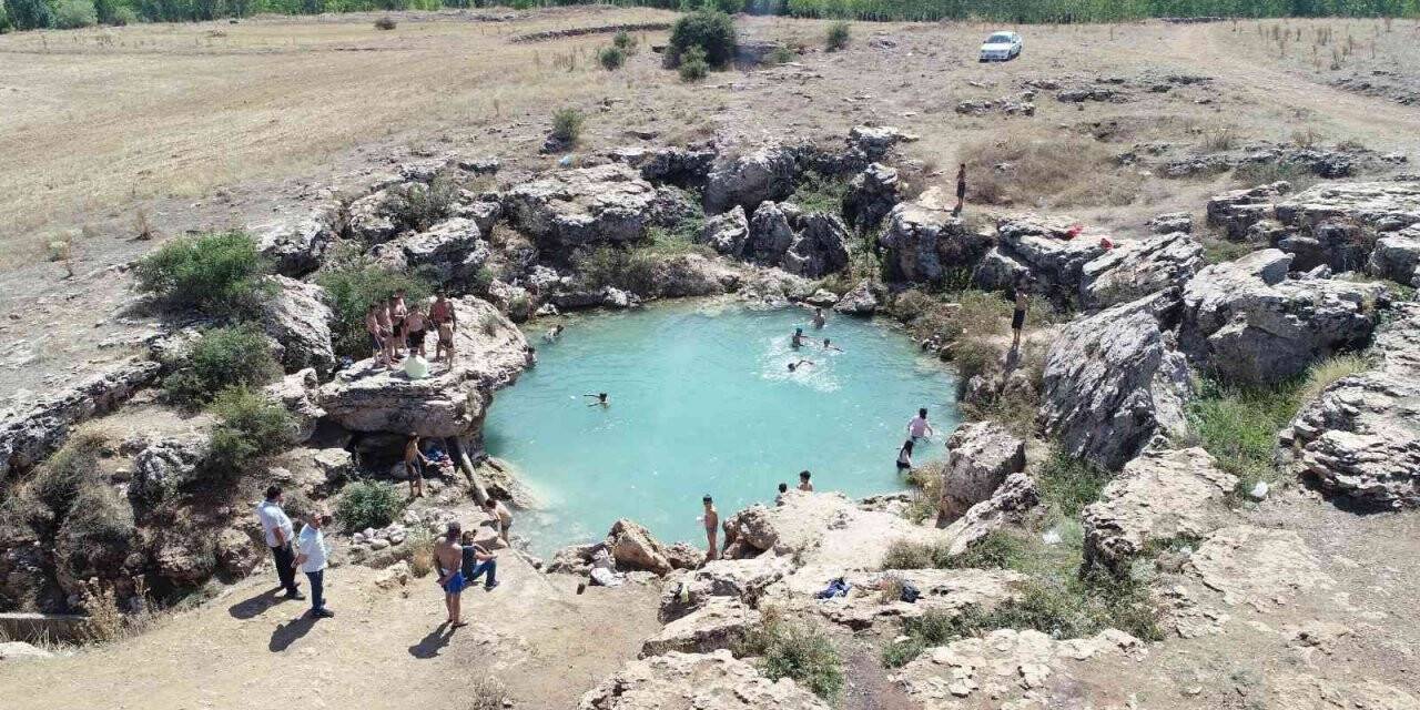 Şifa dağıtan göl kurudu, görenler gözlerine inanamadı