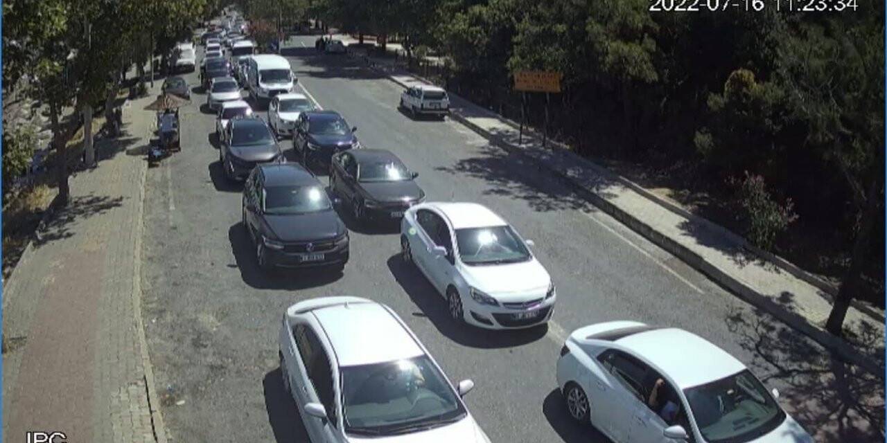 Milli Park yoğunluktan dolayı sivil araç girişine kapatılacak