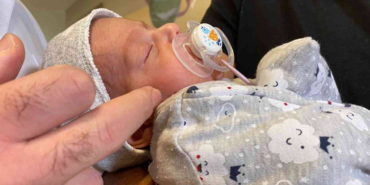 40 bin doğumda bir görülen hastalığa yakalanan bebek başarıyla tedavi edildi