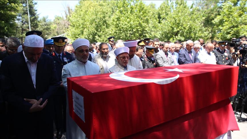 Şehit Uzman Çavuş Mustafa Bozkurt, Kayseri'de son yolculuğuna uğurlandı.