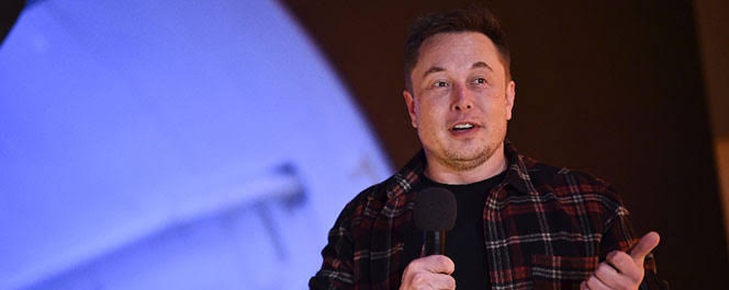 Elon Musk "zihnini buluta yüklediğini" söyledi