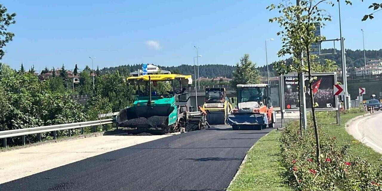 Bahçeşehir Bağlantı Yolunda asfalt çalışmaları başladı