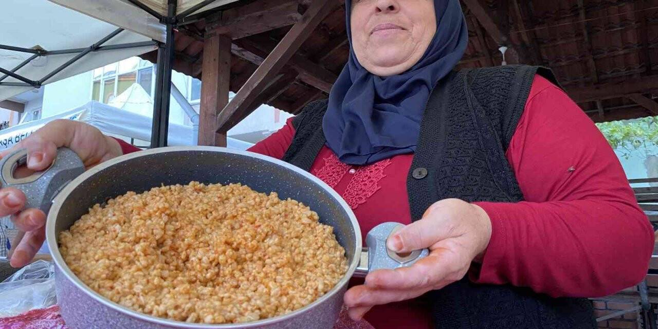 Kadınlar en iyi keşkek için yarıştılar