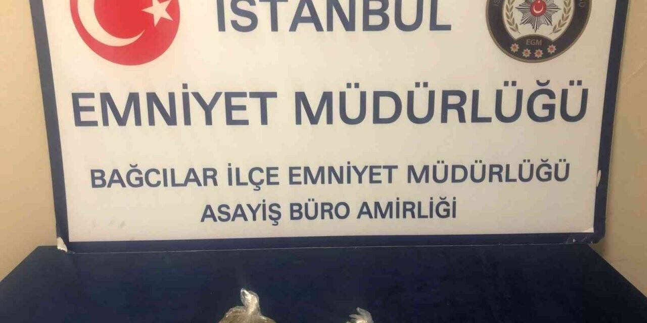 Bağcılar’da 2 uyuşturucu taciri yakalandı