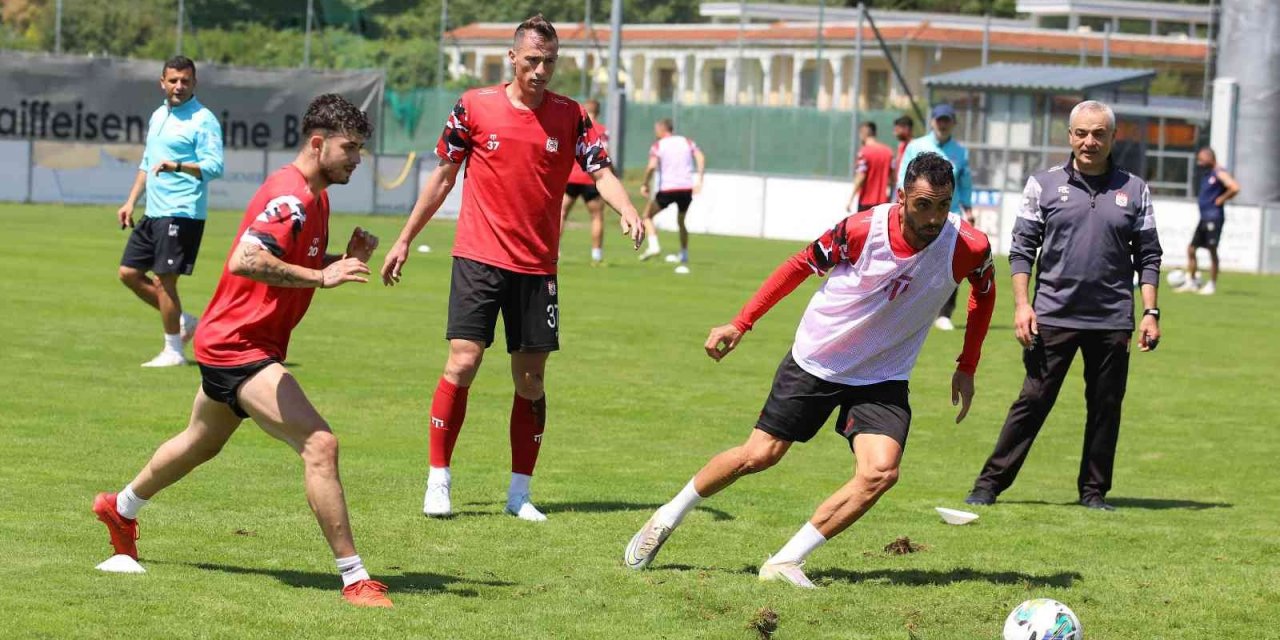 Sivasspor’da yeni sezon hazırlıkları sürüyor