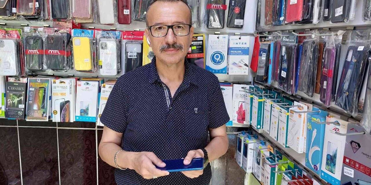 Fatih’te cep telefonunun bataryası bomba gibi patladı