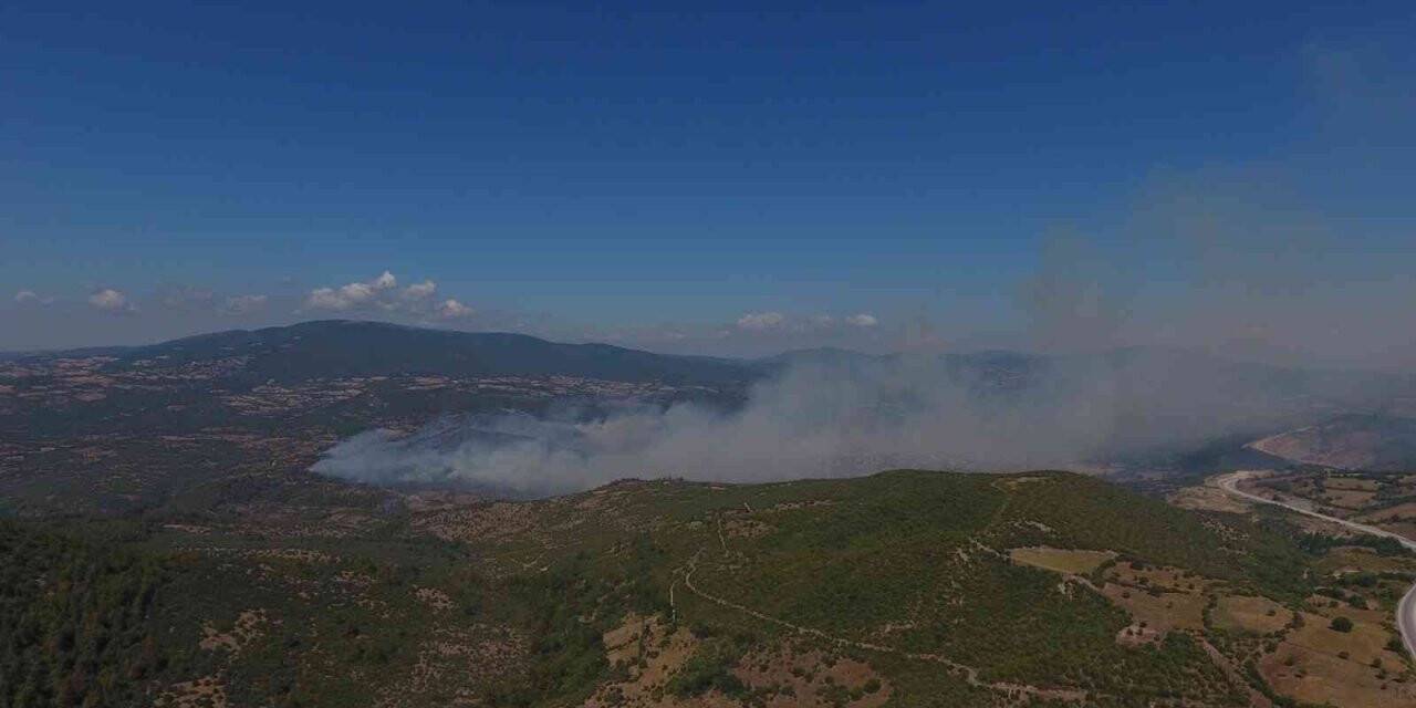 Kepsut’taki yangını söndürme çalışmaları devam ediyor