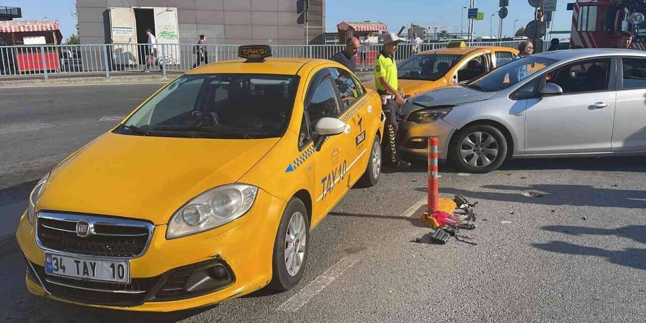 Beşiktaş’ta 4 aracın karıştığı zincirleme kazada 2 kişi yaralandı