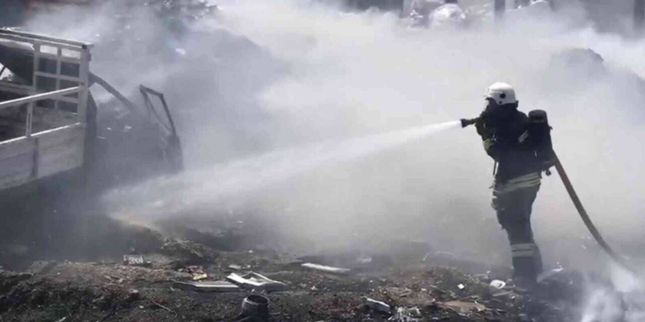 Hurdalıkta çıkan yangın söndürüldü