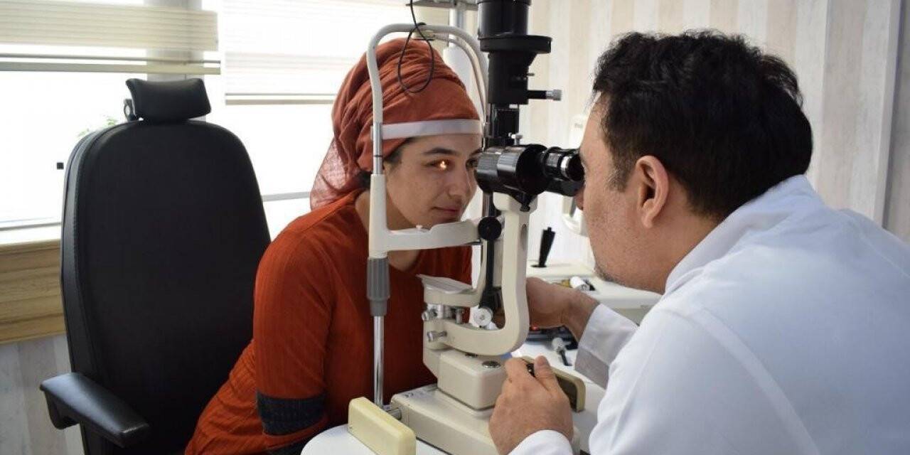 Hayata gözlerini yeniden açtı