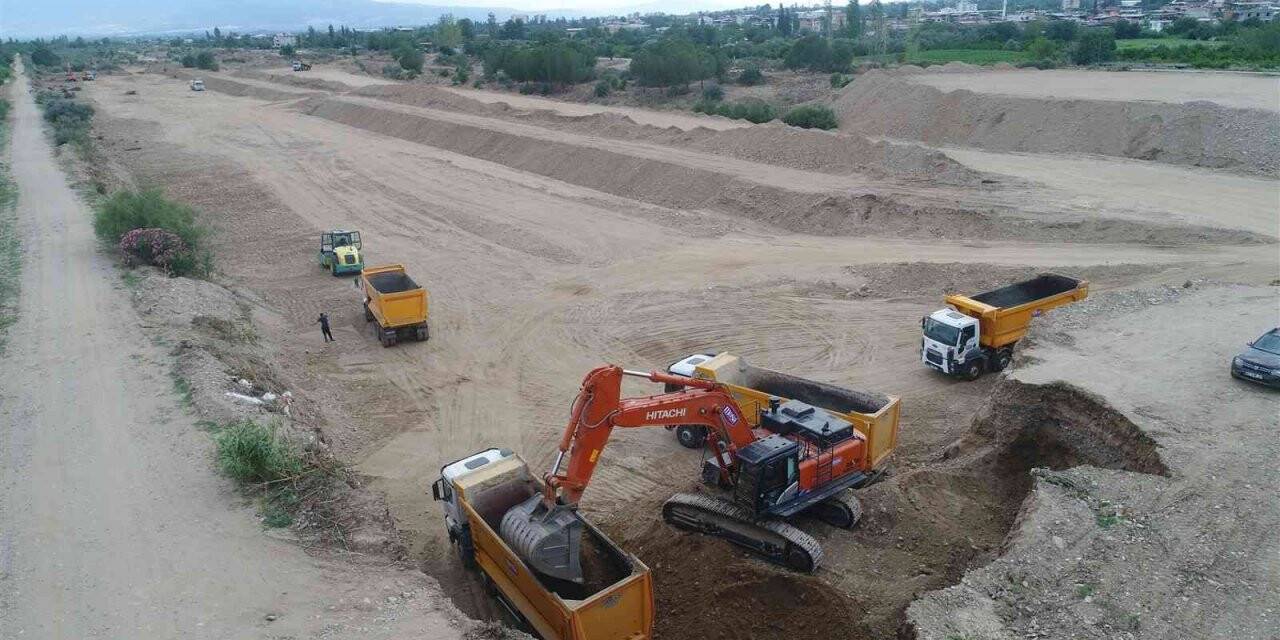 Mergen Çayı’nda ıslah çalışmaları başladı