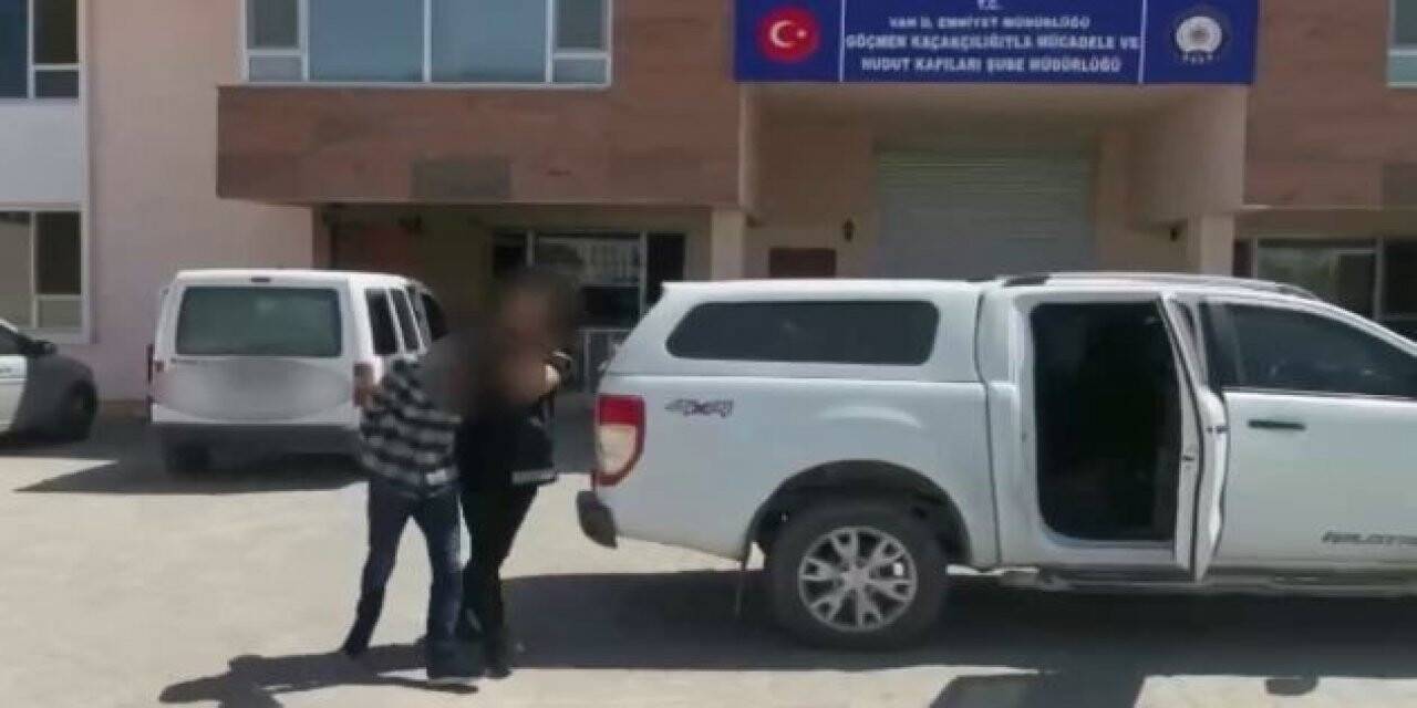 Van’da 2 organizatör tutuklandı