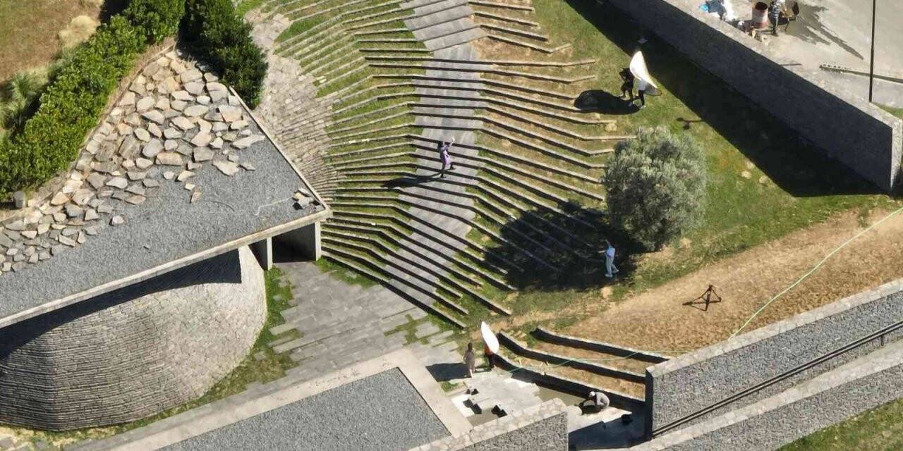 Camide moda çekimi yaptılar, sosyal medyadan paylaştılar