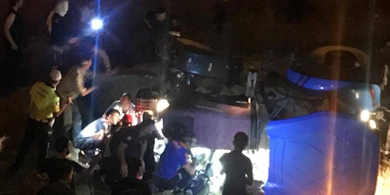 Elazığ’da traktörün altında kalan sürücü hayatını kaybetti