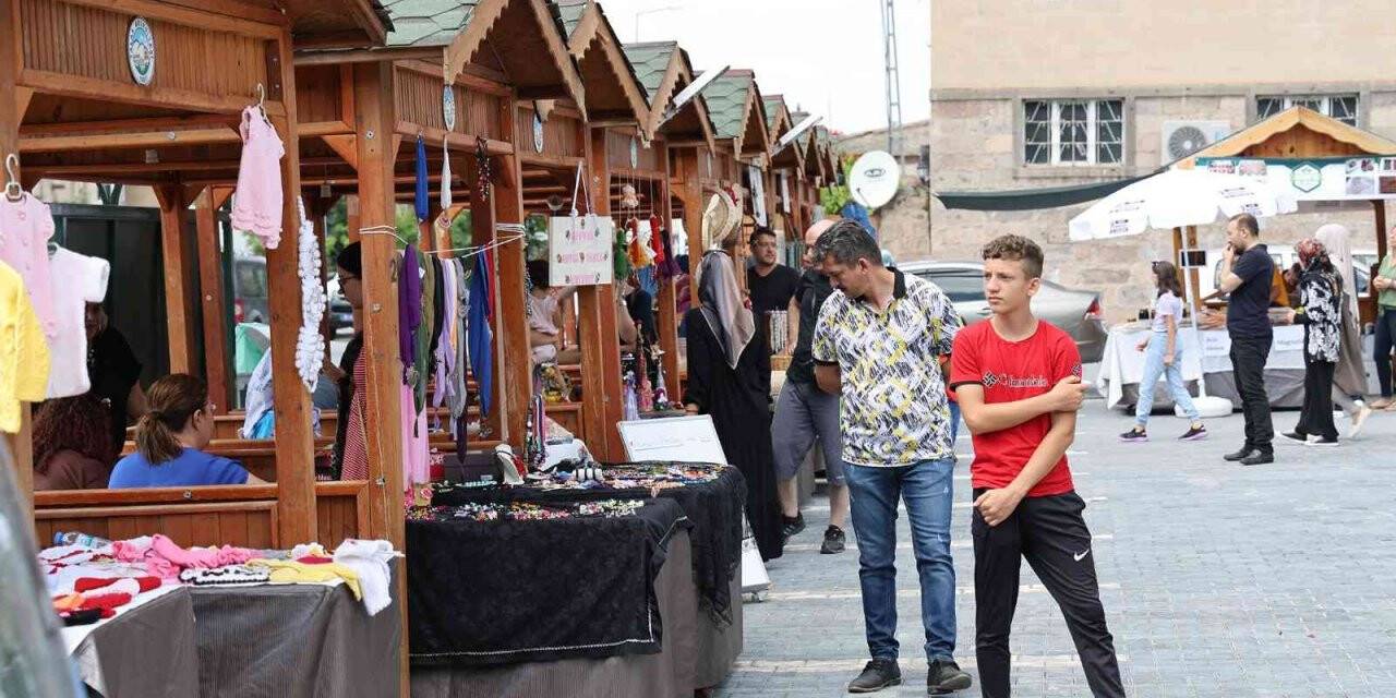 Maharetli Eller yine uğrak noktası oldu