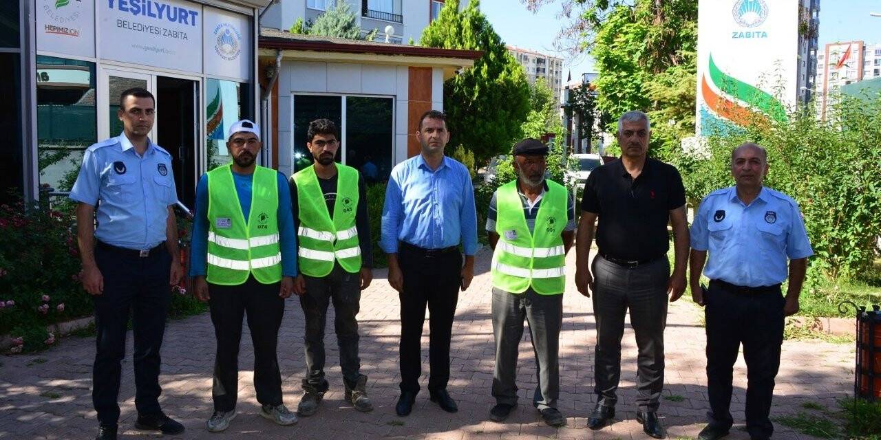 Yeşilyurt’ta kağıt toplayıcıları kayıt altına alınıyor