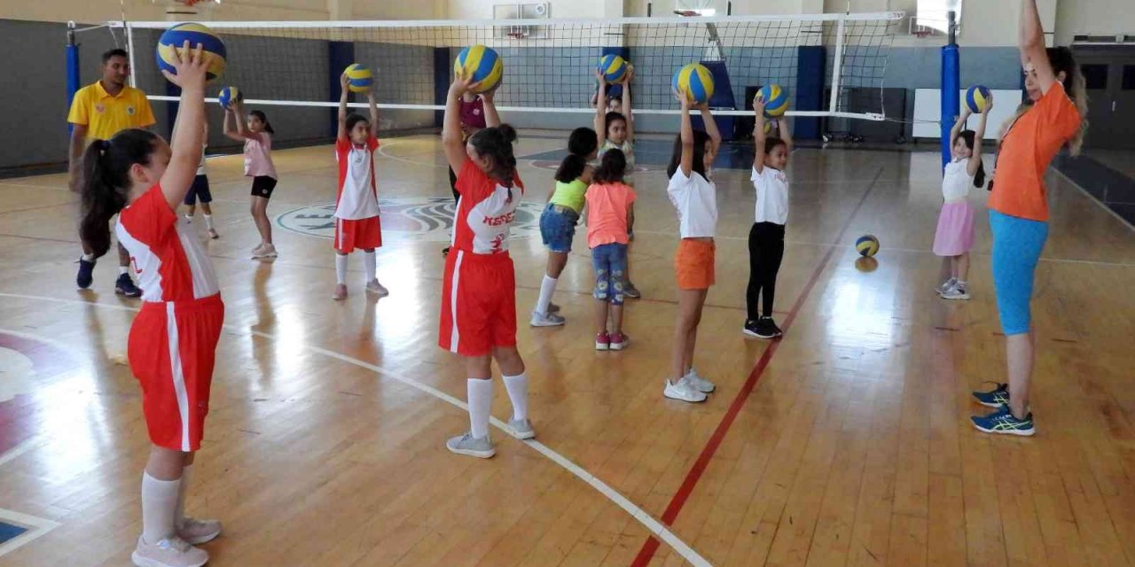 Filenin Sultanlarının başarısı, voleybola ilgiyi arttırdı