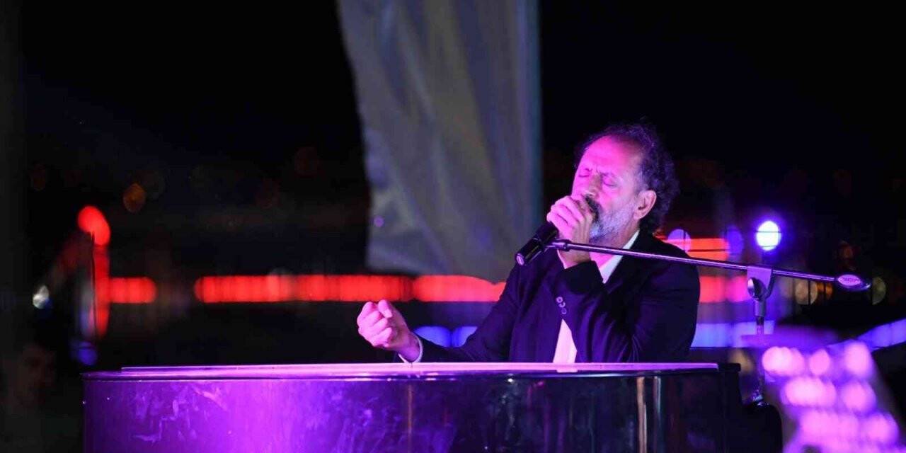 Yücel Arzen, performansıyla vatandaşlardan tam not aldı